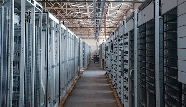 Abigail Bassett Reported On How Data Center Developers Are Overstating Jobs Creation
